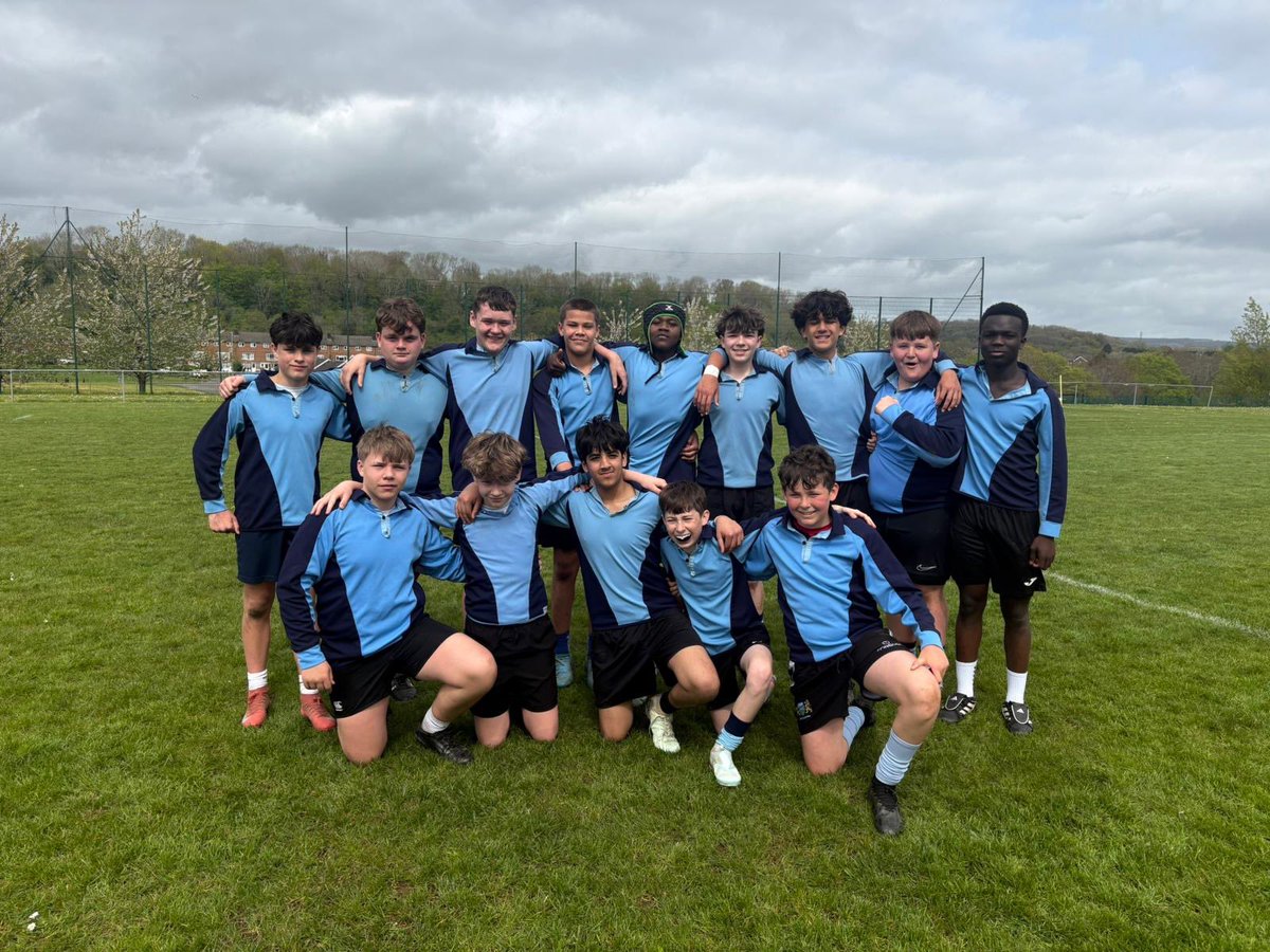 StJoesRCpe's tweet photo. Congratulations to both our Year 7 and Year 9 Rugby teams who won their bowl finals today at @Llanwern_High. Da iawn to all those involved!👏🏼🏉 #Winners #StJoesFamily https://t.co/nmR1rYy31h