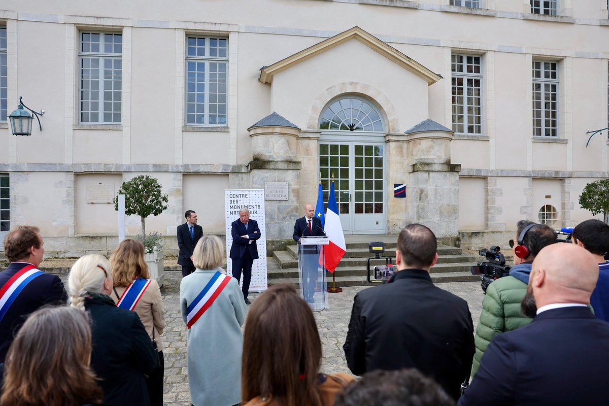 Gérard Larcher tweet media