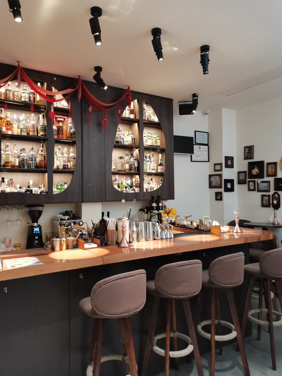 michele bronzo tweet media