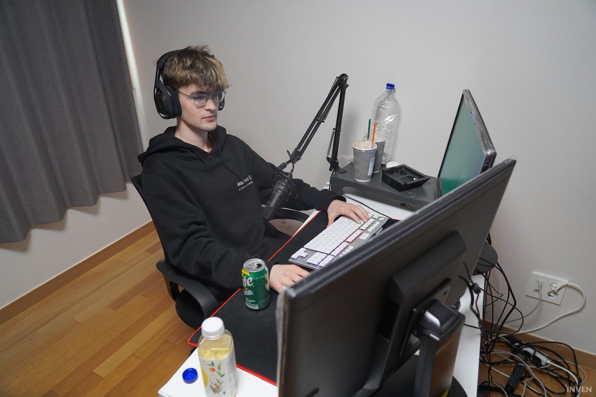 L9 Janfreu tweet media