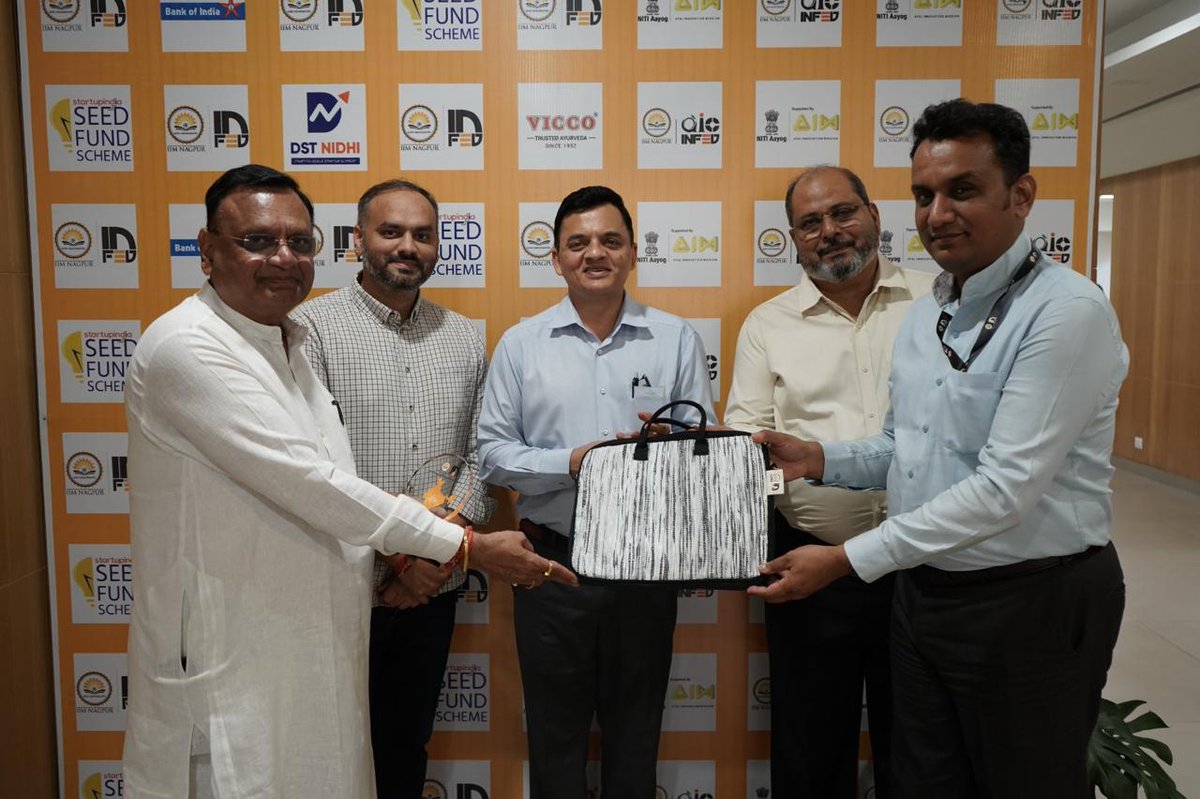 Avinash Pande tweet media