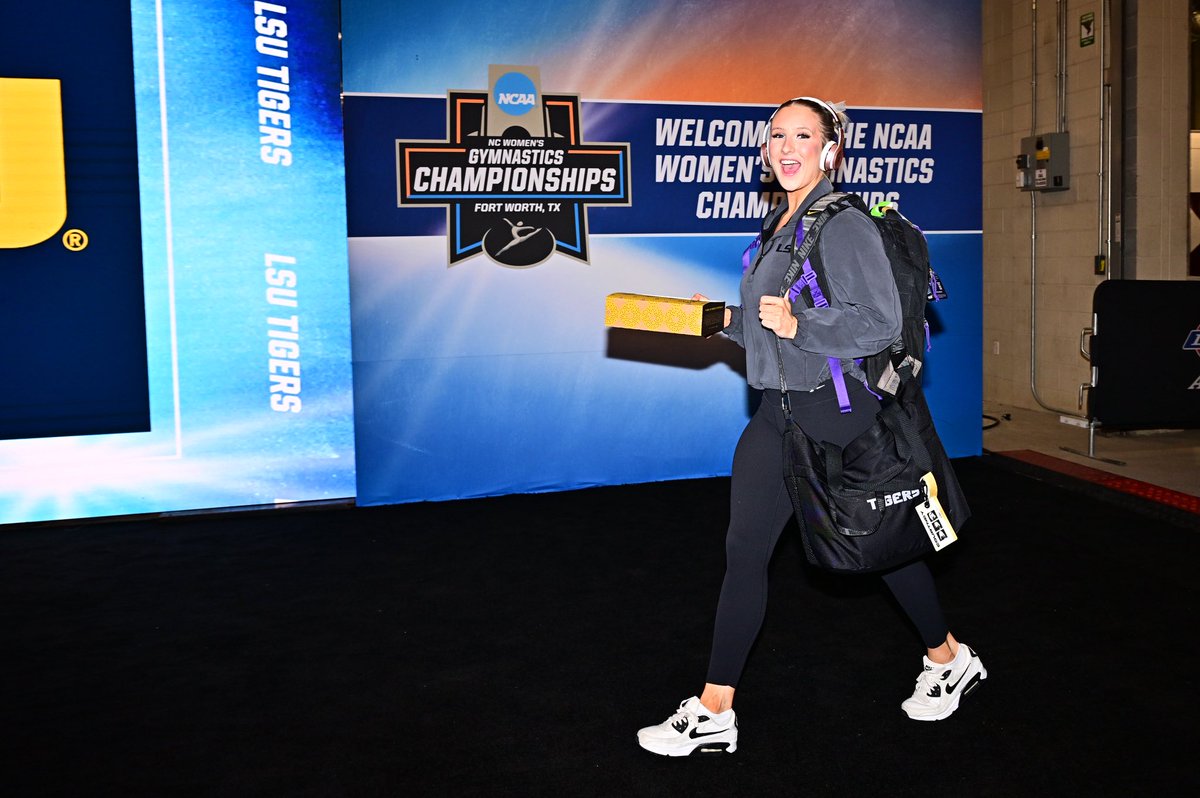 LSU Gymnastics tweet media