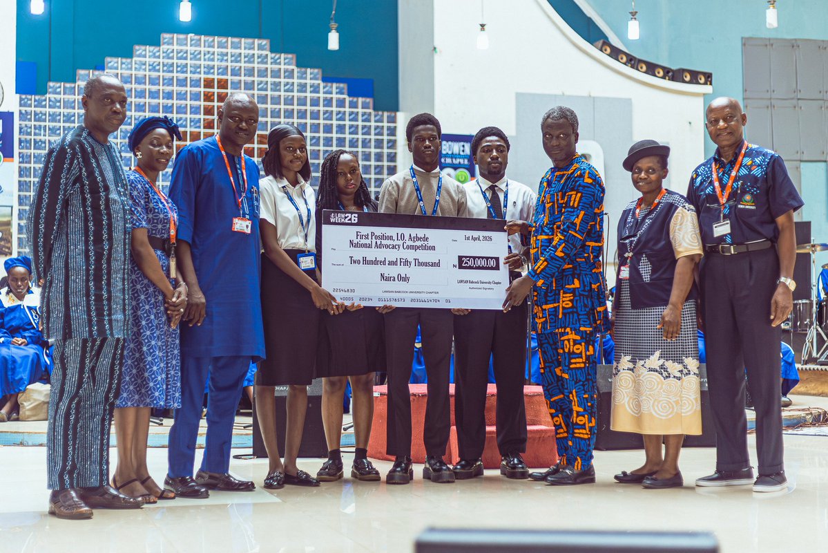 bui_chapel's tweet image. At Bowen, we nurture bright minds.
Our law students have once again made us proud, emerging victorious at an inter-university competition.

UP LSS Bowen ⚖️

#Bowen
#Bowenuniversity 
#Excellence