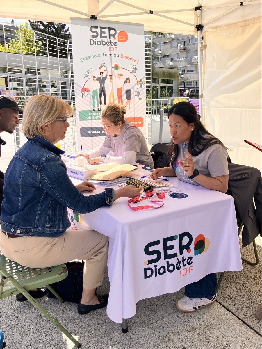 jpm_lagny's tweet photo. Hier à @VilledeLagny , une journée dépistage du diabète a été proposée, suivie d’ateliers pour accompagner les personnes dépistées.
Merci à la CPTS pour le financement, ainsi qu’à SER Diabète, Combo77 et aux associations de quartier pour leur engagement. https://t.co/PTb8cLMXdp