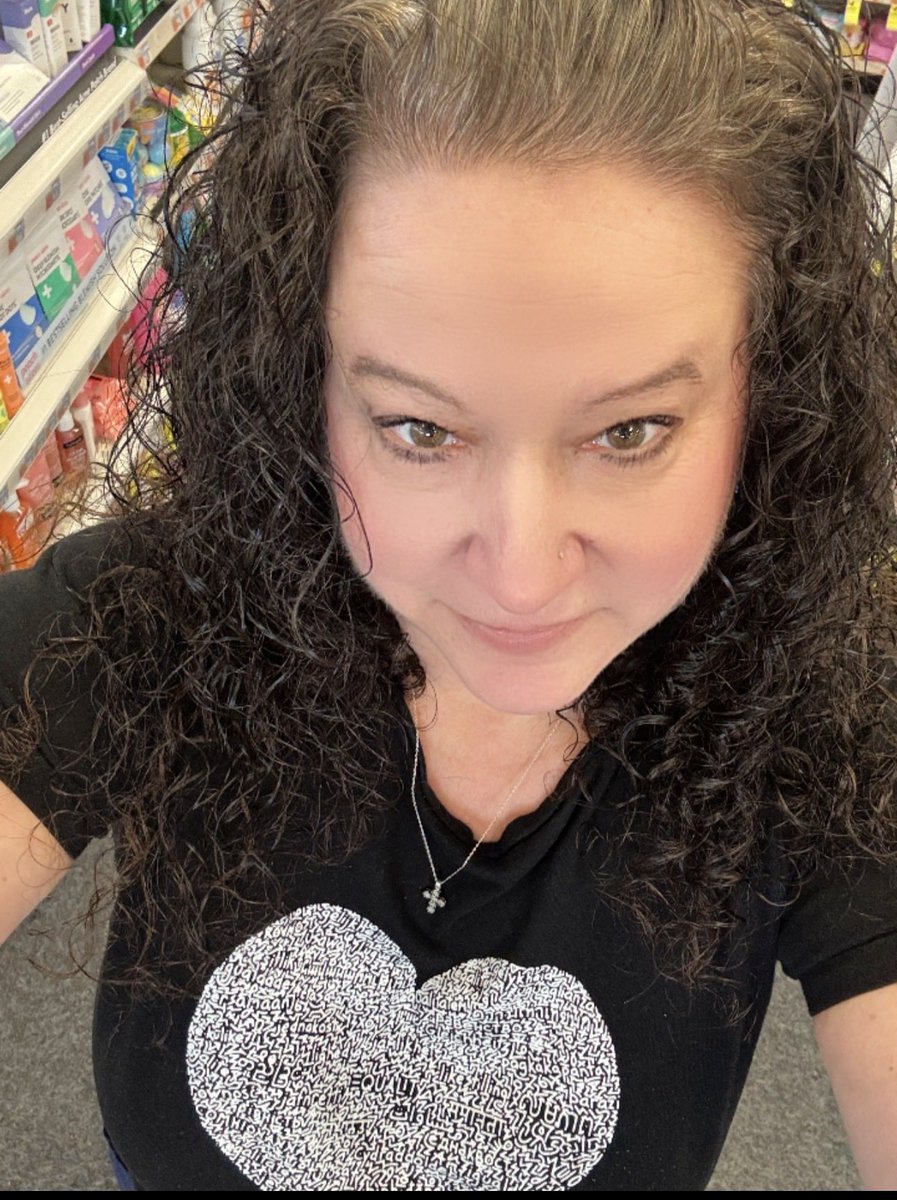 zuzutig's tweet photo. In the end, it’s all about the love in soul &amp; kindness in your heart. ❤️ https://t.co/kpmpn03Rg2