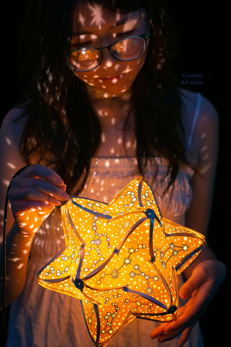 Yuumei_Art's tweet image. Thank you all for being so patient and supportive! 💖

#kickstarter #stars #cozy #whimsy #magic #paperart #papercrafts