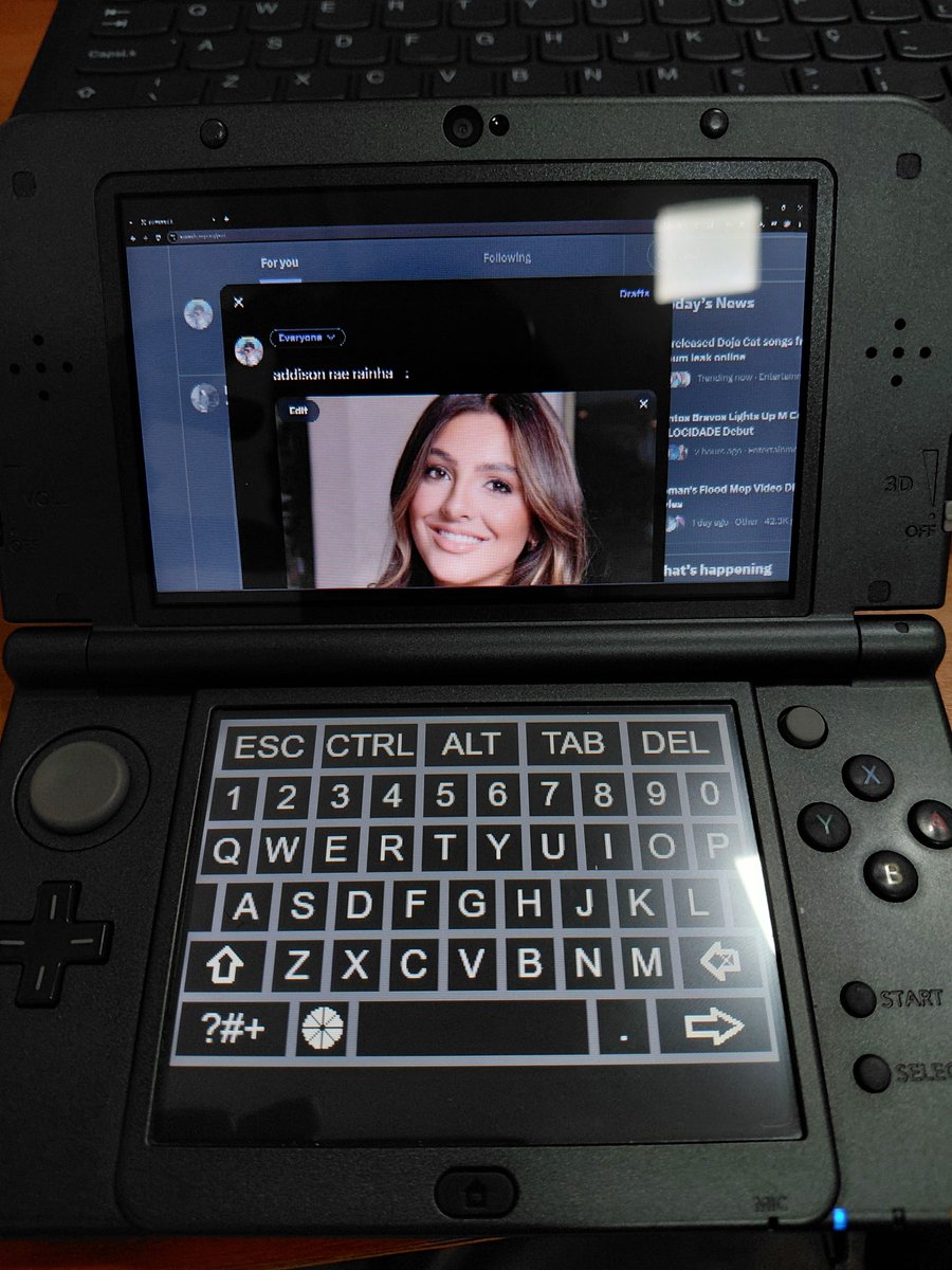 simba 💽 tweet media