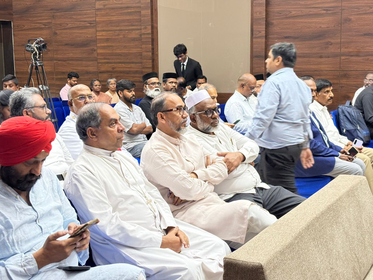 SDPI leaders joined the Joint Action Forum of Minorities in demanding withdrawal of the FCRA Amendment Bill 2026, calling for united resistance against restrictive changes and reaffirming the need to protect democratic rights and civil society freedoms. #SDPI #FCRA