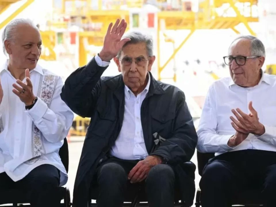 Petróleo&Energía tweet media