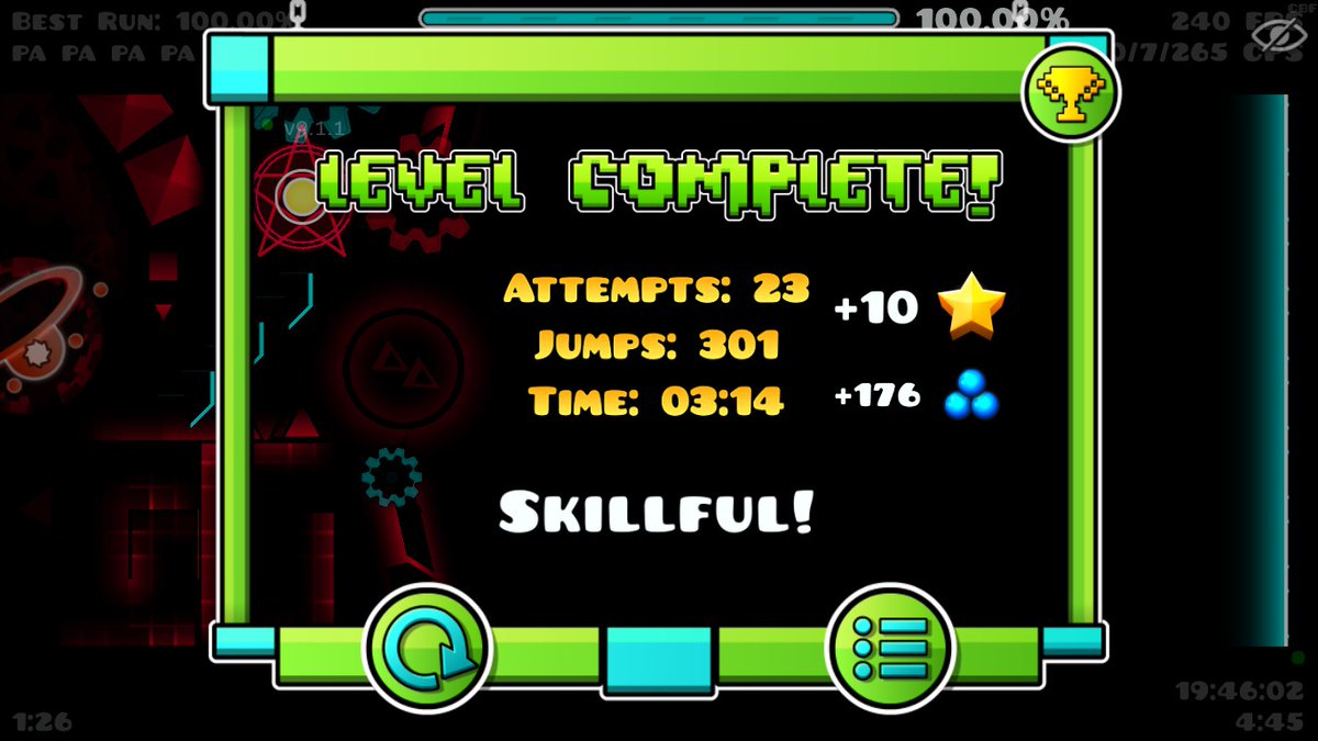 TheSantyyy tweet media