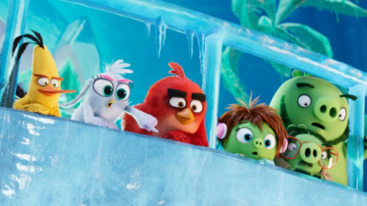 TheWrap's tweet image. Paramount presented a trailer for "The Angry Birds Movie 3" at #CinemaCon, which shows Red (Jason Sudeikis) as a "professional full-time parent." He has a baby bird, a young bird and a teenage bird who is annoyed by him.

The trailer ends with Chuck (Josh Gad) and Bomb (Danny