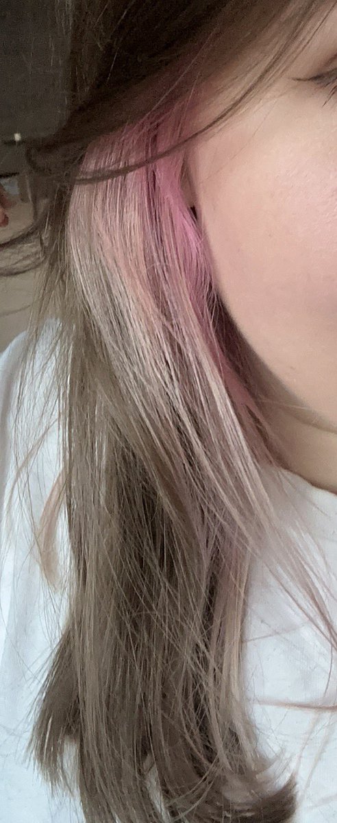 Emily ̖́- 🏳️🌈 @DOKOMI tweet media