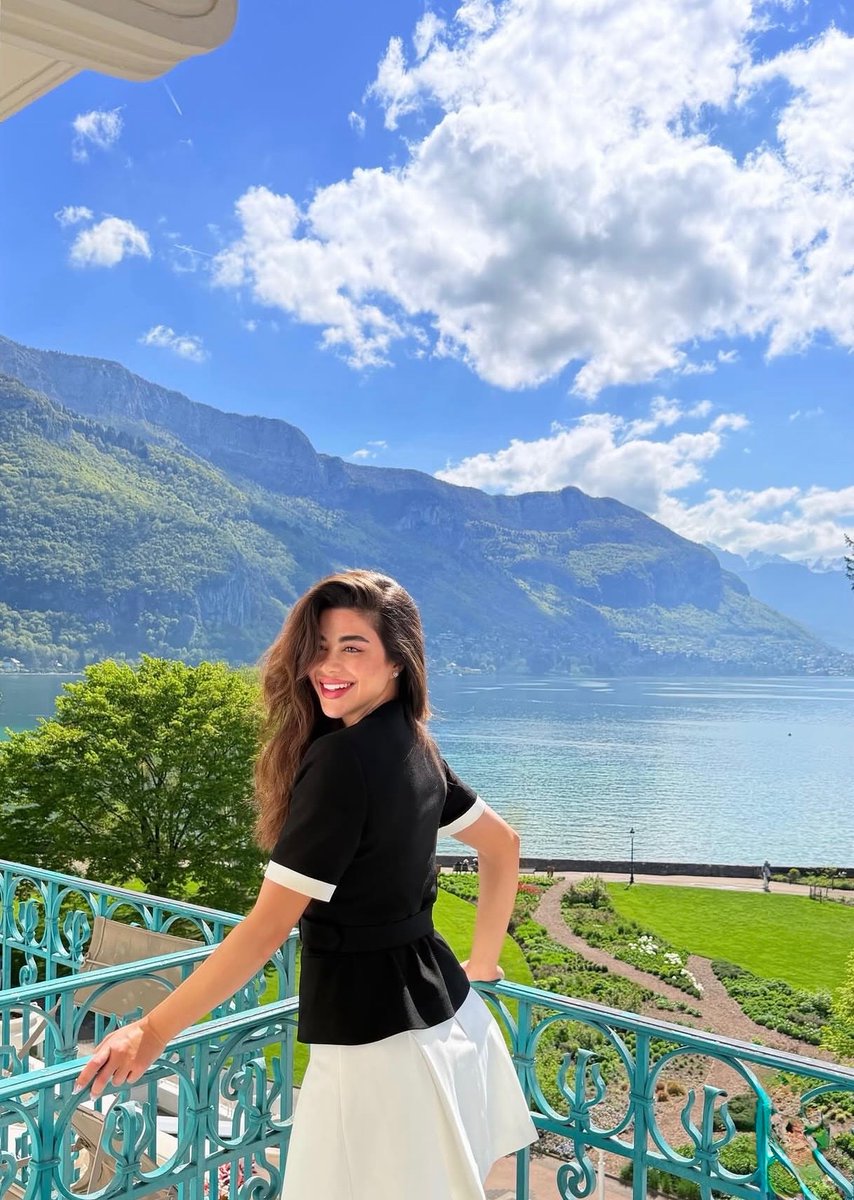 Classigram tweet media