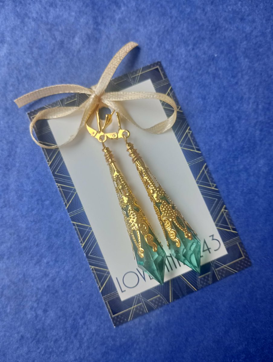 LovesVintage43's tweet image. Newly listed today! Ornately detailed pendant earrings now in teal green with either antique gold, antique silver or gunmetal finish. Available in leverback, hook or clip on clasps!  lovesvintage43.etsy.com  #etsyseller #giftideas #UKMakers #shopindie #shopsmall #buyhandmade