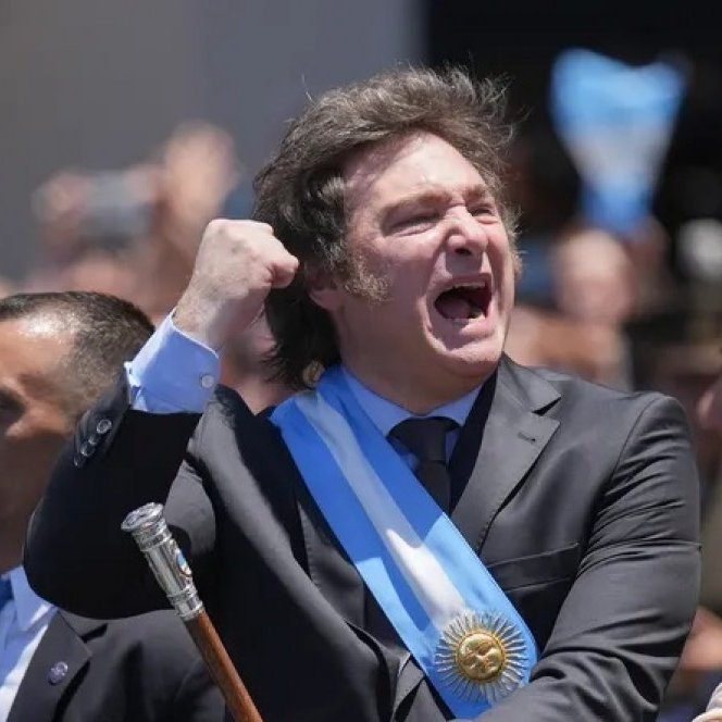 "Acciones Argentinas":
Porque en Wall Street suben por las nubes, confirmando el triunfo de las políticas económicas de Javier Milei en Argentina.