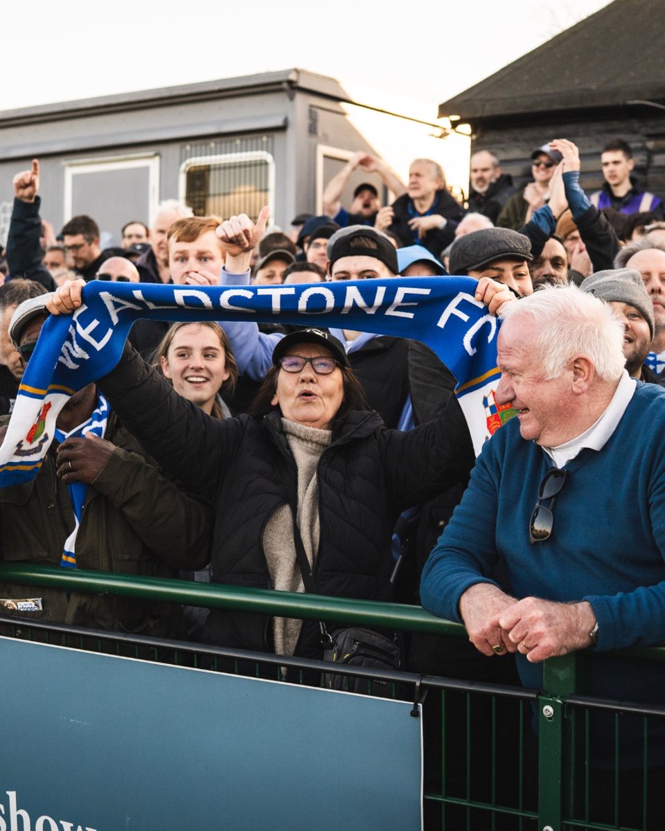 WealdstoneFC's tweet photo. 📢 Give the Stones an HA4 send off this Saturday ahead of their trip to Wembley

🏡 It's our final home game of the season so let's make it count and pack The Vale!

🆚 Scunthorpe
⏰ Kick-off: 3:00pm 

🎟️ Buy tickets here: https://t.co/u3w4XB1Y4j

#wealdstonefc 🪨 #bruneluni https://t.co/8GhPMwweLd