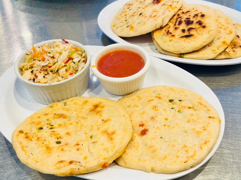 VeginOut's tweet image. 😍NEW #VEGAN Addon Item! 
Vegan Pupusas with Scrambled Tofu Filling (Oil-Free, Gluten Free, Sugar Free)
Includes 3 pupusas with scrambled tofu filling, curtido and salsa

🥕See this Week's Full Delivery Menu!👉veginout.com/pages/vegin-ou…

#plantbased  #veganfood  #ヴィーガン #비건