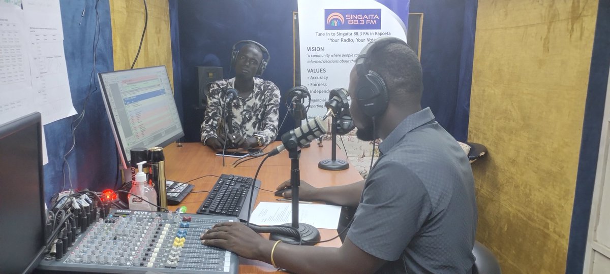 3Singaita's tweet photo. #On_Air_Now
Join Samuel G. Bosco on Singaita 88.3 FM for a discussion on Diabetes Mellitus awareness and prevention.

Dr. James Opet Gilton, Medical Officer at Kapoeta Civil Hospital, discusses the causes, signs, management, and prevention of diabetes mellitus. https://t.co/T7JNA067GR