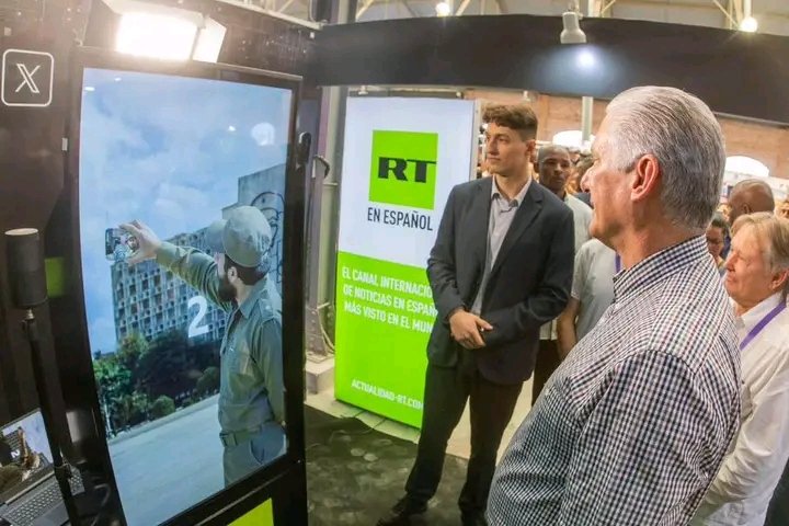 🇨🇺📸🎥💻
Desde este jueves ya estamos en #PatriaConFidel para contarle la realidad de nuestra #Cuba al mundo.