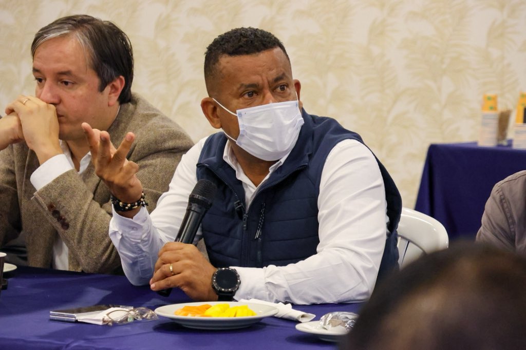 Luis Alfonso Escobar tweet media