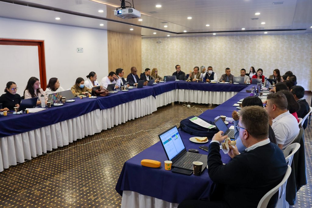 Luis Alfonso Escobar tweet media