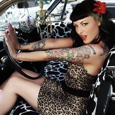 DESTRCTIONXDOLL's tweet photo. Turning 25 this year but only 5 years away from turning into this https://t.co/EU517dhrWE