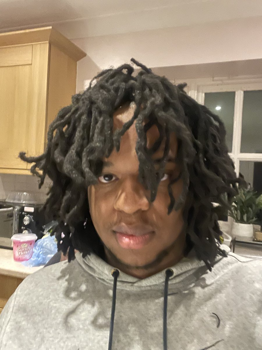 flip charts and updates tweet media