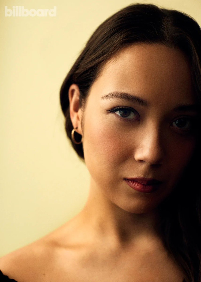 laufeyland tweet media