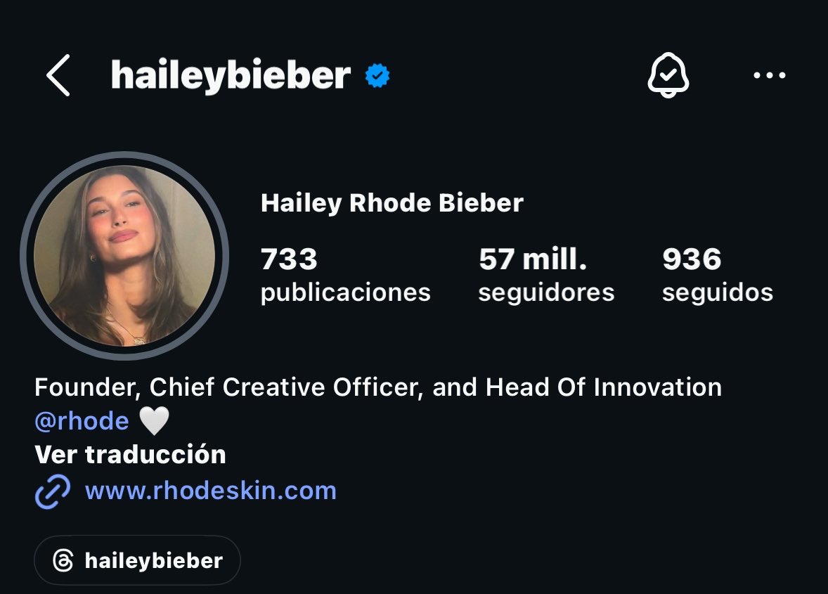 ⋆ tweet media