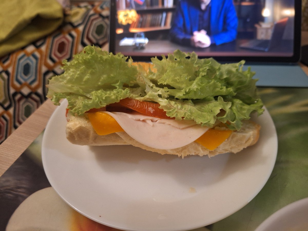 LA LUPA 🗡 🪴🚲🚋🇪🇺🦄 tweet media