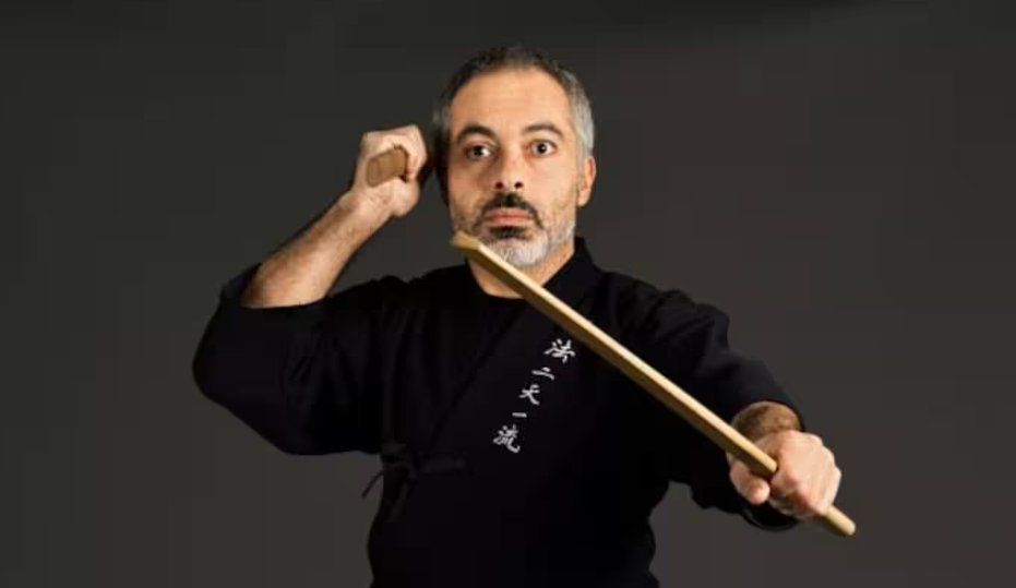 Montréal (Québec) : opposé au mariage de sa fille avec un chrétien, Medhat Darwish, un spécialiste d'arts martiaux, tente de la tuer à coups de marteau pendant son sommeil

 fdesouche.com/2026/04/16/mon…