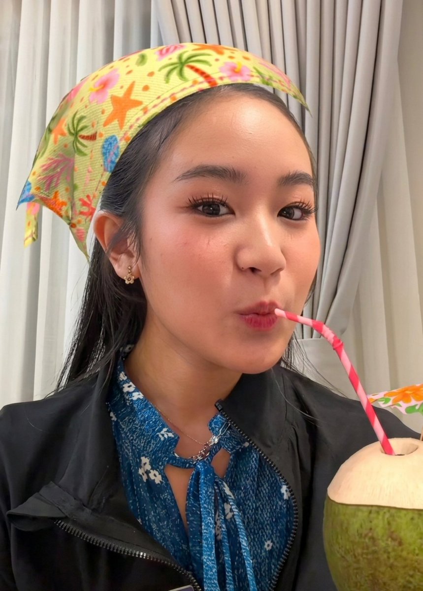 zellj🦩 tweet media