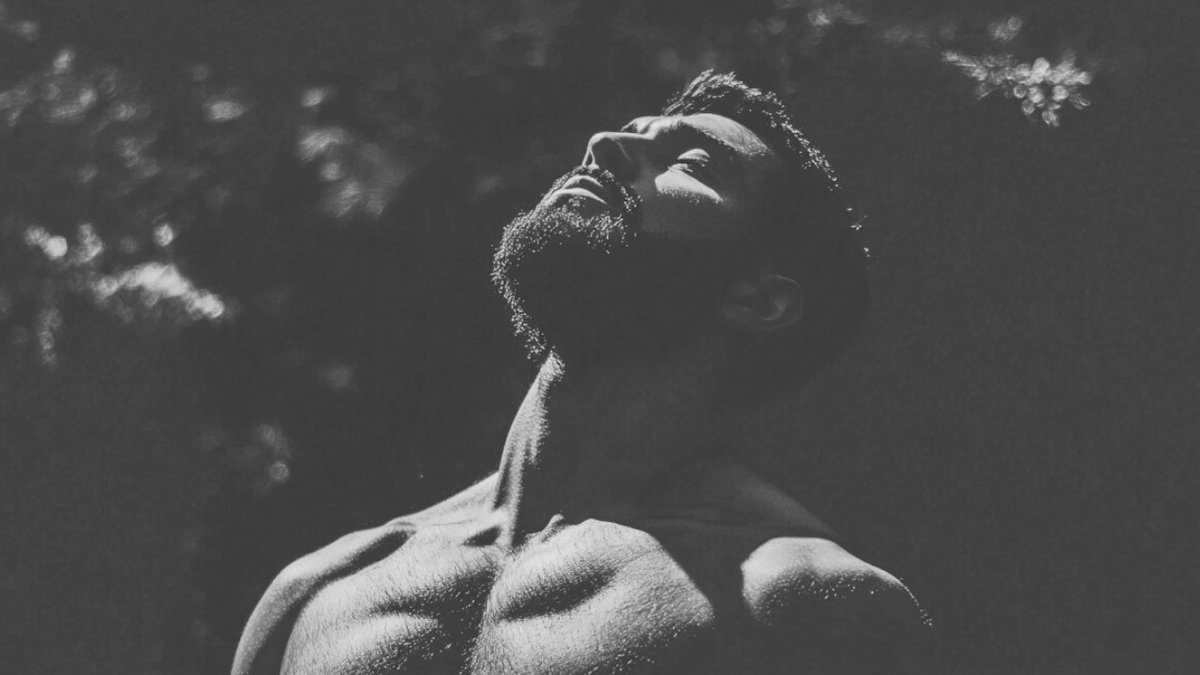 TestoAscend's tweet photo. MEN: YOUR LIFE ISN’T STUCK... YOU’RE IGNORING WHAT GOD ALREADY SHOWED YOU.

You keep asking for change, but avoid the responsibility that comes with it

Here are 10 ways to align your actions with God’s direction: https://t.co/qKSWHMYuoF
