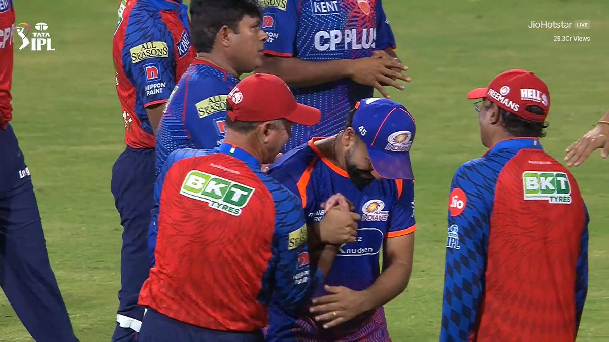 NDevotee9999's tweet image. Em Muhurthana #Ponting Captaincy #Rohit ki Ichado Kani Mee Life ee Maaripoyindhi ra LK lara @mipaltan