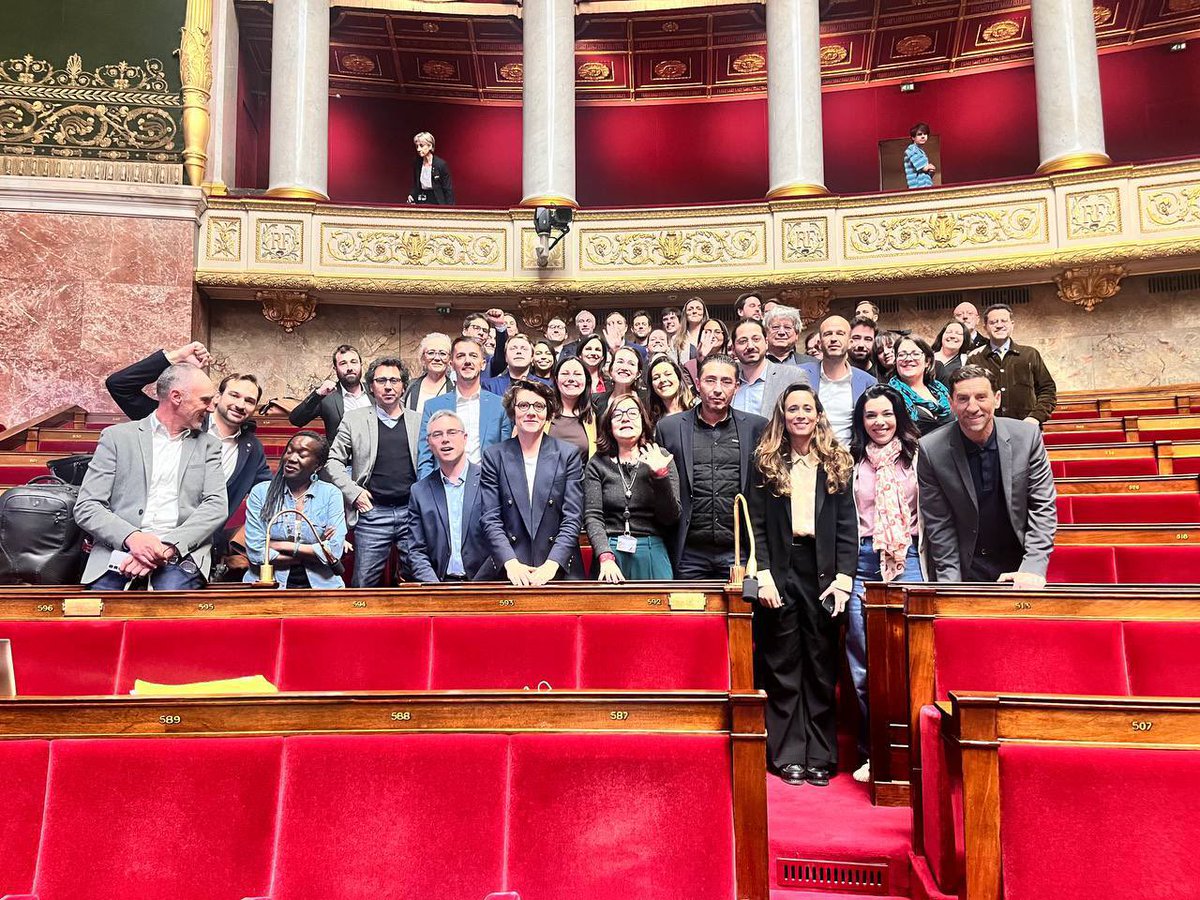 Nouvelle victoire ce soir… ✊

… et nouvelle défaite pour des macronistes et leurs alliés portés disparus !

Ils ont voulu réduire les droits des chômeurs, nous les avons largement battus.

🎉 Décidément cette semaine aura été difficile pour la macronie en fin de règne !