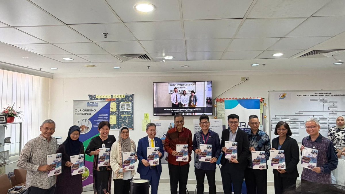 simkuihian's tweet image. 16.4.2026.  CRM’S 2025 Annual Report Launch &amp;amp; IQVIA White Paper Launch by YBDS Dr Dzulkefly Ahmad, Minister of Health Malaysia

Thank for selecting #CRC of #SGH to launch 
✴️CRM’S 2025 Annual Report &amp;amp; 
✴️IQVIA White Paper – “Malaysia : The new Destination for Early Phase Trials”