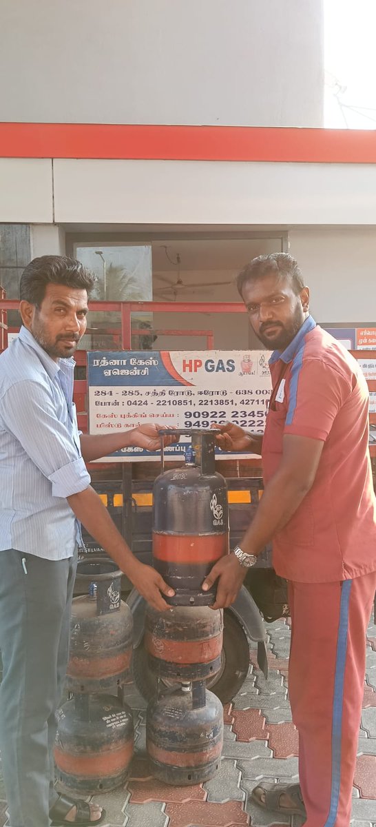 salem_lpg_HPCL's tweet photo. #Rathna_Gas_Erode LPG supply is normal, with adequate arrangements in place.  Visit your nearest HP Gas distributor with a valid ID and get a 5 kg Appu. #TamilNadu #HPGAS
@HPCL
@Madurai_LPG_RO
@HpclSz
@Dharmendra_1967
@amaresh77939347 https://t.co/r0eU1DTsbN