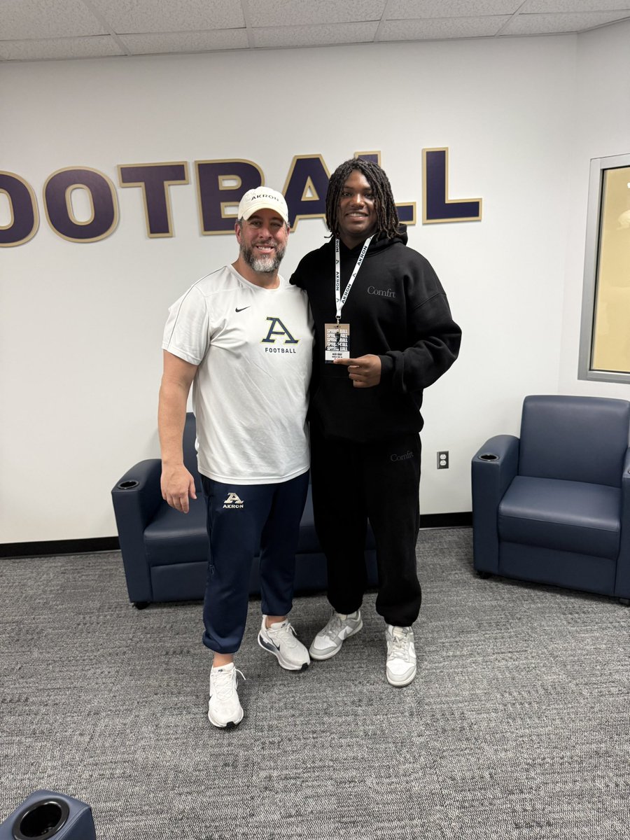 Alex Gray tweet media