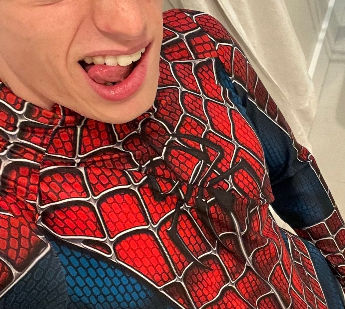 نيوف 17 tweet media