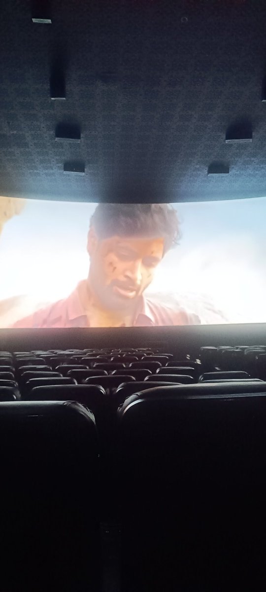 nalluriajay29's tweet photo. @AdiviSesh 
Enduku bro we cinema release chesav
#dacoittrailer https://t.co/IbGyDxrGkb