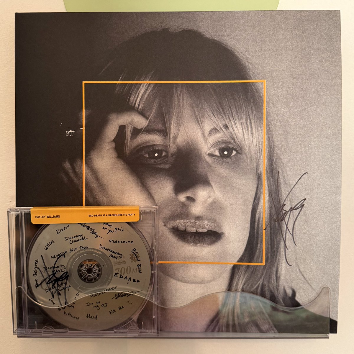 ✮ kristen ✮ tweet media