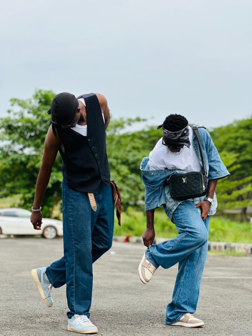 Dave Ayo tweet media