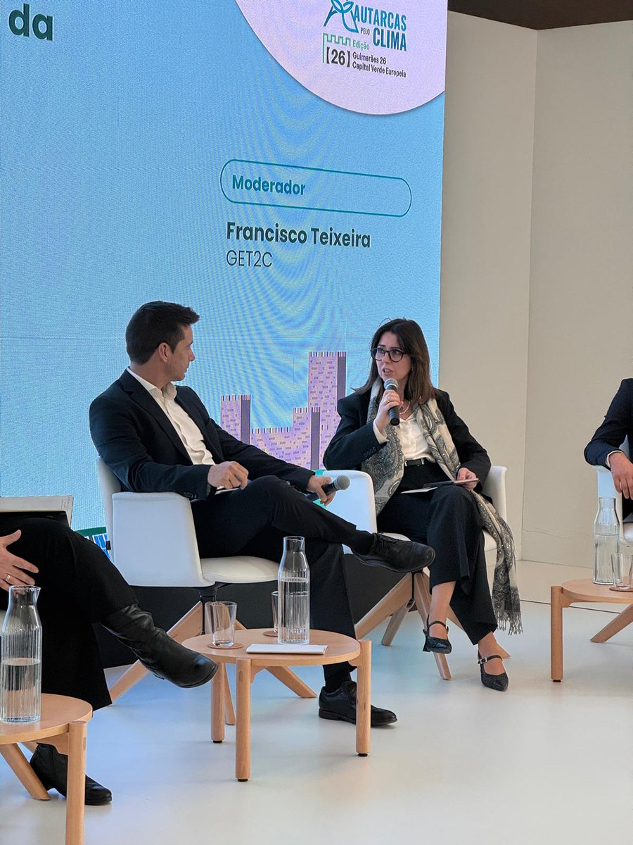 ccdrn's tweet photo. A CCDR NORTE marcou presença, através do seu Presidente, Álvaro Santos, e Vice-Presidente, Gabriela Leite, na 4.ª edição do evento “Autarcas pelo Clima”, no âmbito de Guimarães 26 - Capital Verde Europeia. 
🔗Saiba mais: https://t.co/GuyZSWavao https://t.co/GbOgLpNMIO