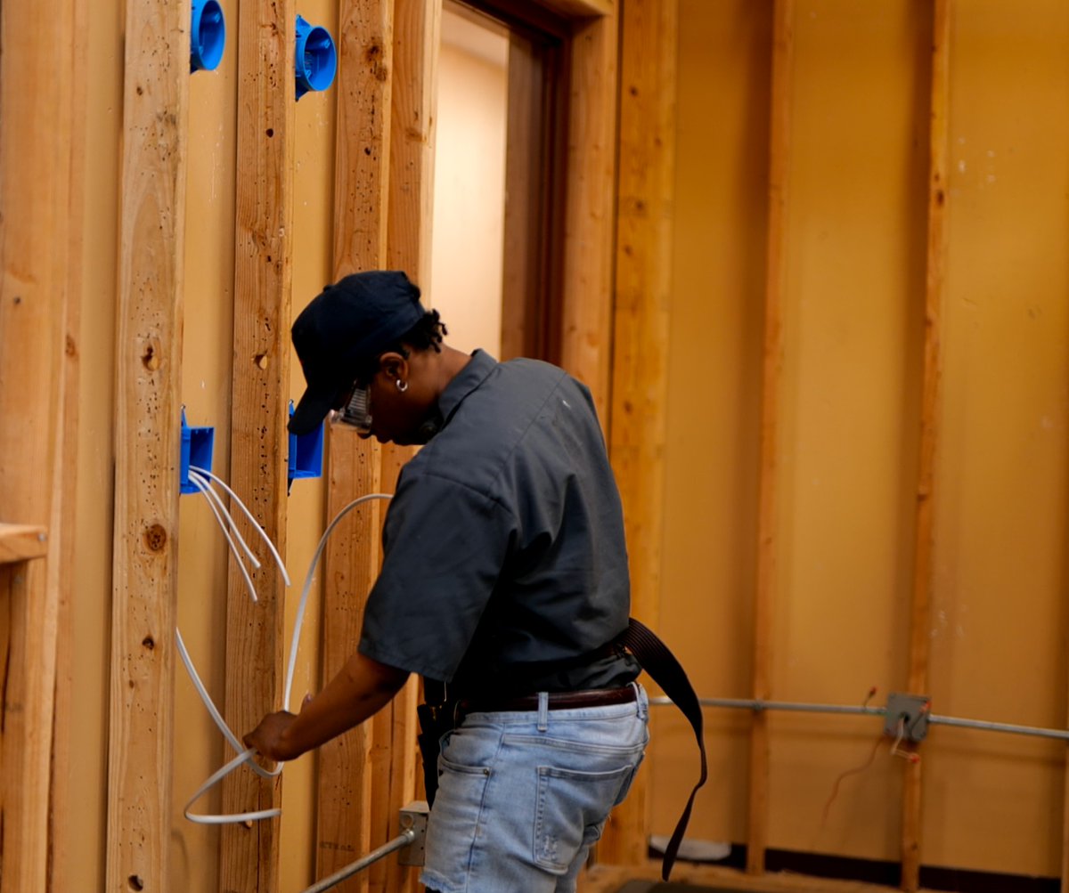 natrades's tweet photo. Evening classes at NATS start next week and seats are still open! Don't wait to get started. Register today: https://t.co/WlWYfEa3Hd

#TradeSchool #SkilledTrades #Baltimore https://t.co/5I3fxMDzu3