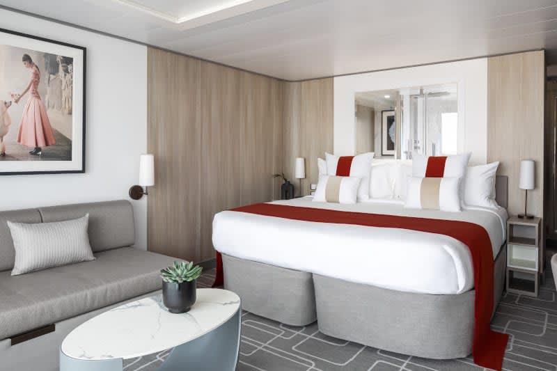 luxeworldwide's tweet photo. Wellness, elevated to the suite level. ✨
The AquaClass Sky Suite on Celebrity Beyond blends expansive suite living with spa‑inspired perks designed to restore and refresh. 

✉️ Contact me today to book your AquaClass Sky Suite experience. https://t.co/bOiqpDnSK9
