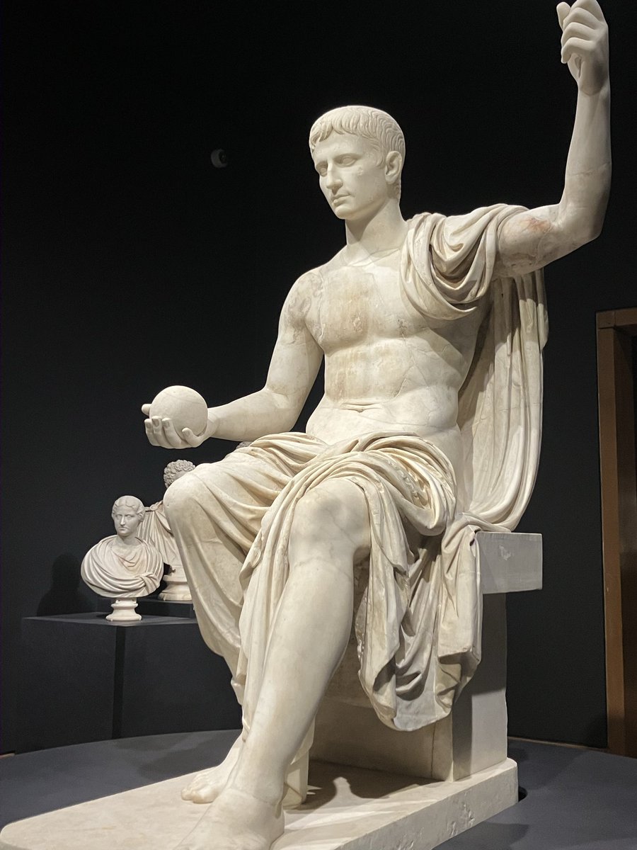 whorevania's tweet image. went to the art gallery to see the roman statues, they were ALL #serving