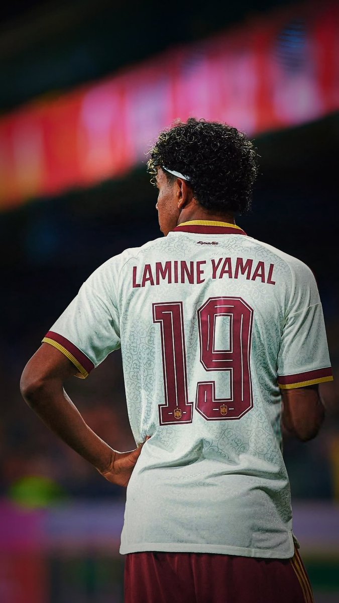 ᗩᕼᗰEᗪ tweet media