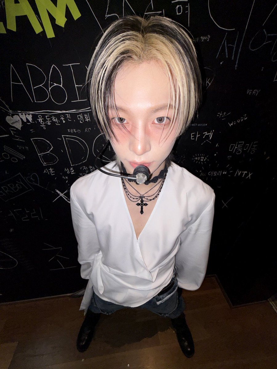 Jiho’s #1 girl 🎀 tweet media