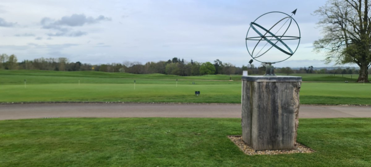 Masterful_27's tweet photo. Today, I played a full round of golf for the first time in nearly 4 years, 12km later, I'm actually still pretty good at it, and our four ball team came 10th/22 teams, so not bad at all! Bowood Golf Course is stunning as well! #WorkingDay #RareDayOutofOffice ⛳️ 🏌️♂️ https://t.co/8oxOEXtube