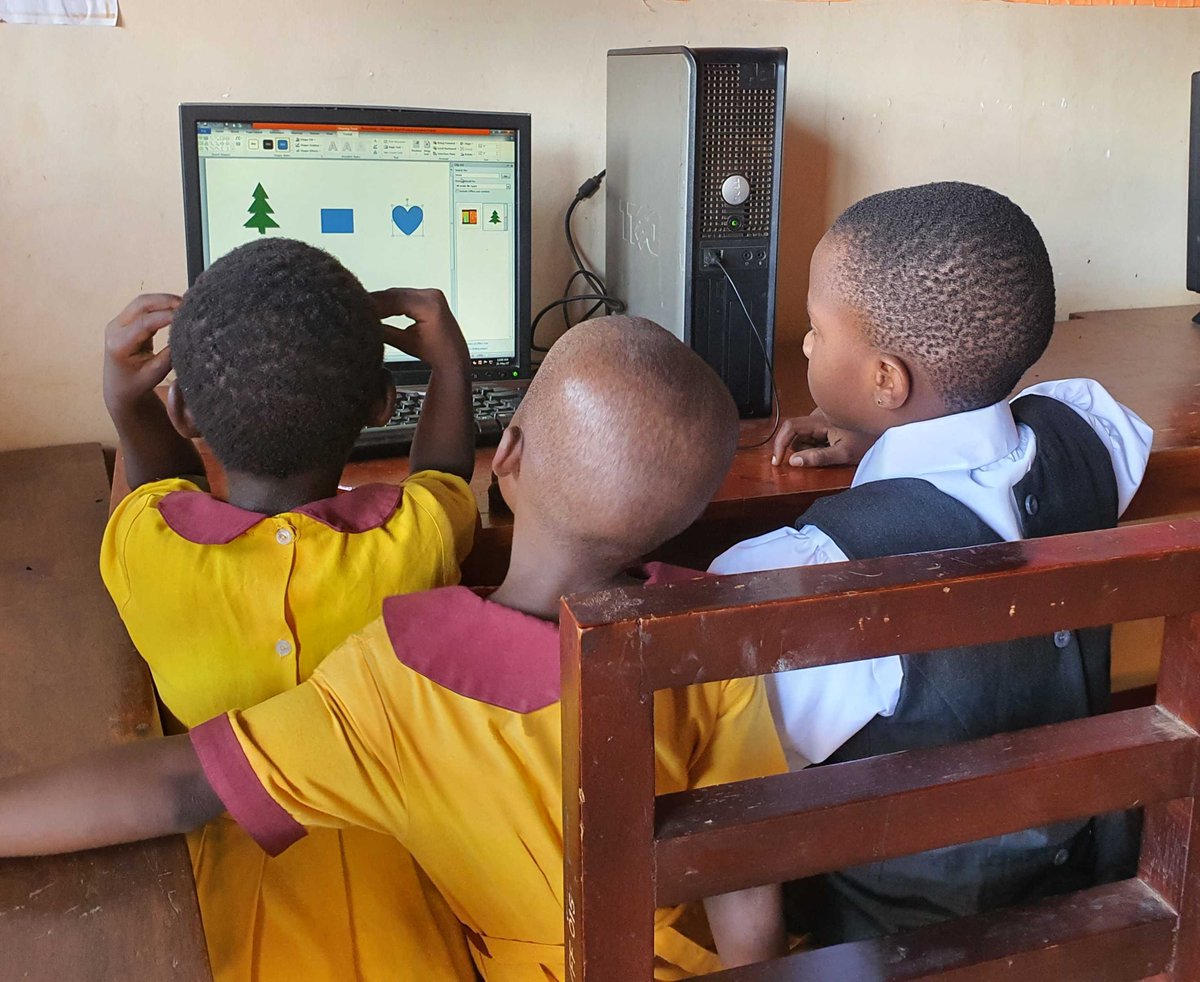 daschools's tweet image. Books teach… but experience transforms! 

Our learners don’t just study, they do, explore, and create.

Nothing beats practical learning!

#LearningByDoing #PracticalSkills #DreamAfricaSchools